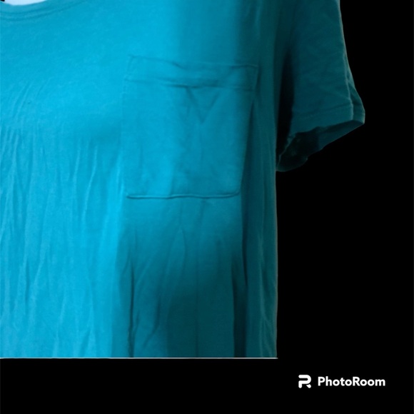 Cute pocket tee - Picture 2 of 2